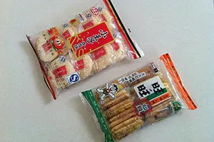 Envasadora horizontal flow pack SF-J para envasado múltiple